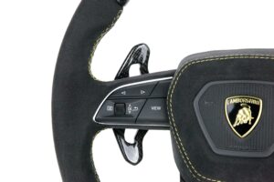 10 Lamborghini Urus Lenkrad Carbon Alcantara Carbonschaltwippen