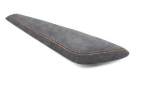 15 Audi R8 420 Kniepads Alcantara1