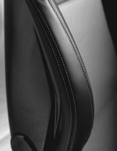 18 Sitz RECARO CS Leder schwarz Leder grau perforiert18