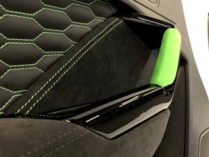 22 Audi RSQ3 Türverkleidungen Leder Wabendesign grün 8