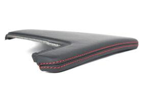 24 Porsche Kniepad Leder rote Naht3