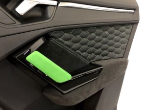 26 Audi Q3 SQ3 RSQ3 Türverleidung hinten Wabendesign grün12