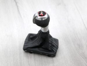 30 Audi A3 S3 RS3 8V Wahlhebel Leder silberne Naht1