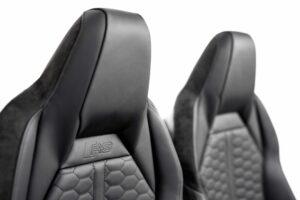 30 Audi Q3 SQ3 RSQ3 Sitze Leder schwarz Wabensteppung5