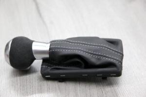 31 Audi A3 S3 RS3 8V Wahlhebel Leder silberne Naht3