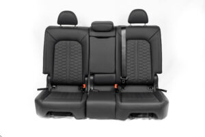 31 Audi Q3 SQ3 RSQ3 Rücksitzbank Leder schwarz Wabensteppung1