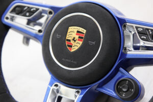 7 Porsche 911 991 Lenkrad Peformance Alcantara Spange blau4